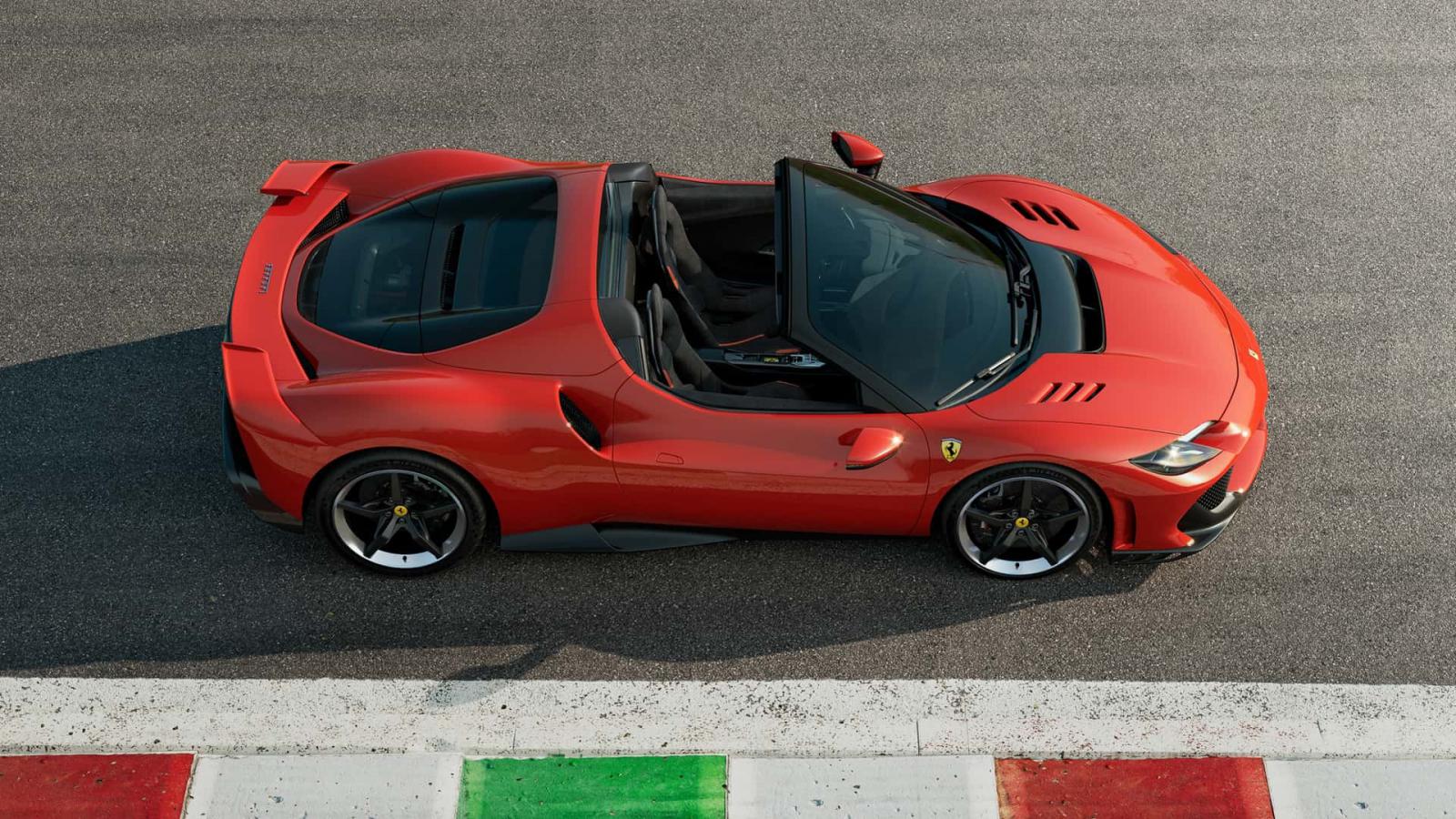 Η Ferrari 296 Speciale είναι ελαφριά, γρήγορη και πράσινη! 